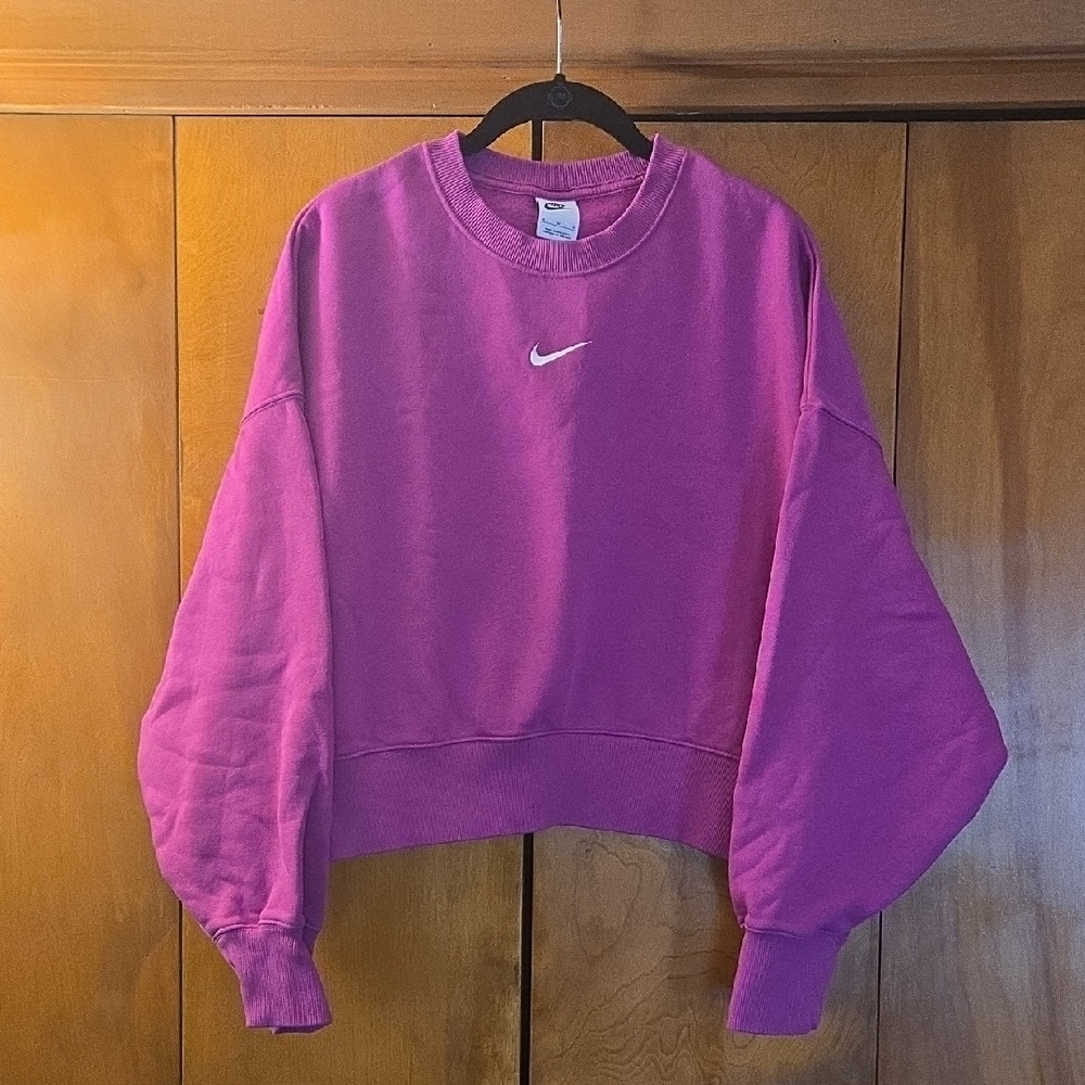 Nike Fuchsia Phoenix Fleece Cropped Crew Sweatshirt